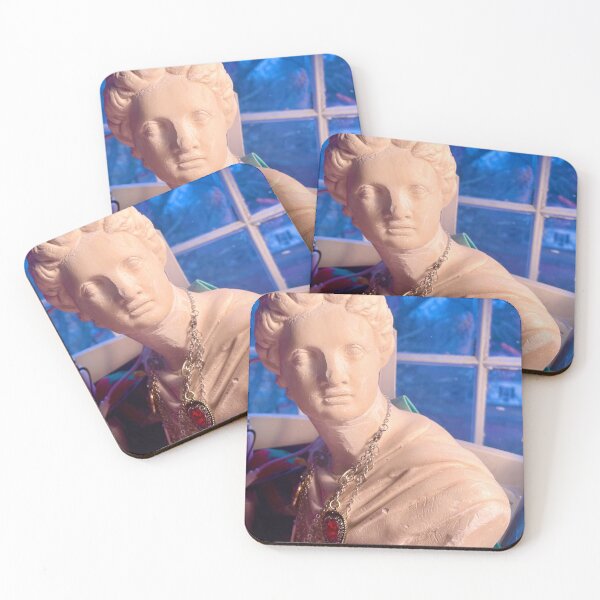 Item preview, The statue girl, photography designed and sold by Natalia-Designs.