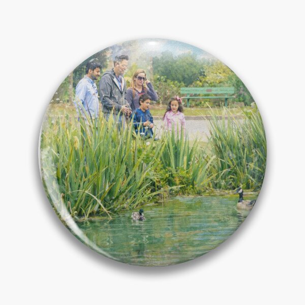 Aperçu de l'œuvre Temps en famille doré créée et vendue par StickerRok.