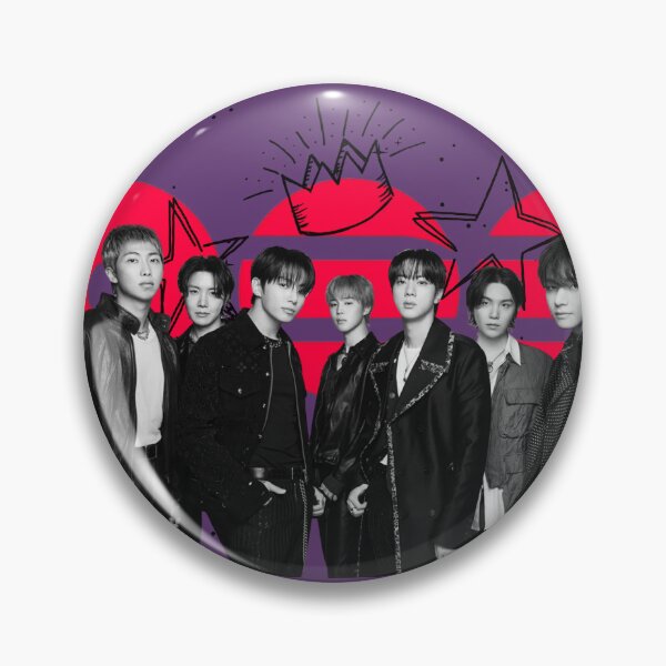 Artikelvorschau, BTS-Gruppendesign in Dunkelrot – K-Pop-Fanart von ARMY entworfen und verkauft von Abycooky.