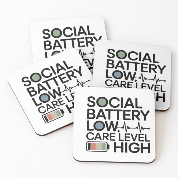 Artikelvorschau, Kopie des klassischen T-Shirts „Social Battery Low, Care Level High Nurse Tee Classic“ entworfen und verkauft von podlook.