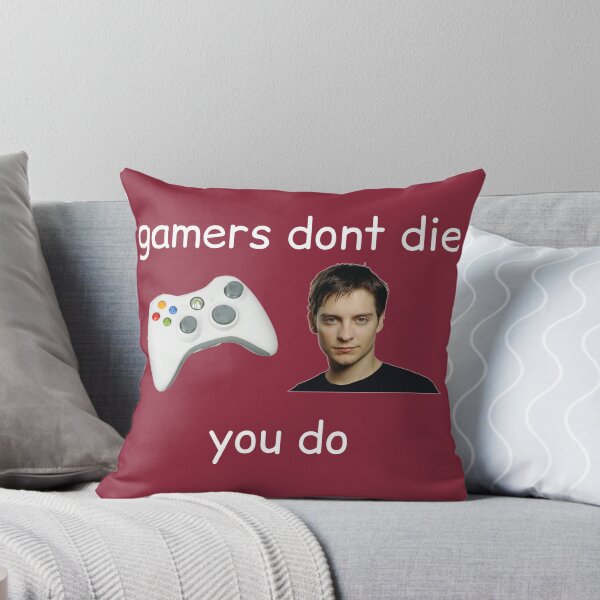 Item preview, gamers dont die you do designed and sold by OmegaSam.