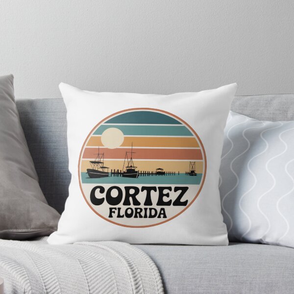 Artikelvorschau, Cortez, Florida: Retro-Fischerboote Sunset Badge entworfen und verkauft von CircinusStore.