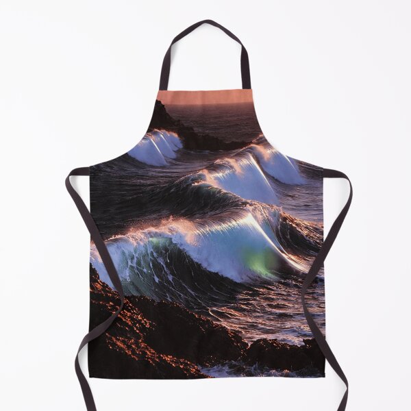 Aperçu de l'œuvre Dramatic Ocean Waves Sunset Seascape Art créée et vendue par LaFabricaArt.