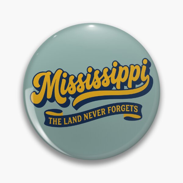 Artikelvorschau, Mississippi Retro-Schriftzug – Das Land vergisst nie – Magnolia State – Vintage-Logo aus den 70ern entworfen und verkauft von Cozy-Old-Pub.