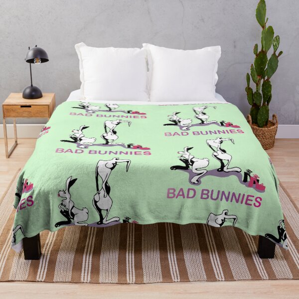 Item preview, Bad Bunny provocation, high-heeled shoes designed and sold by Mevissart.