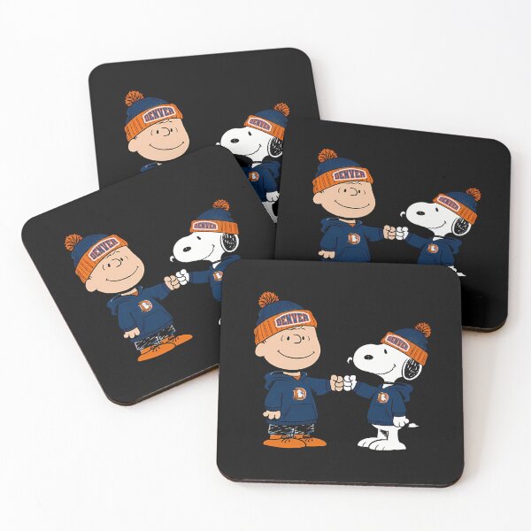 Artikelvorschau, Denver Broncos Snoopy Charlie Brown entworfen und verkauft von JonathalIngham.