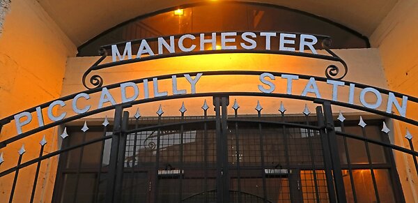 Manchester Piccadlly Station,Rail,railway station, Manchester England, UK