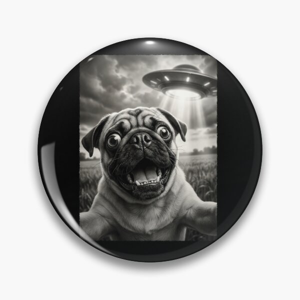 Artikelvorschau, Vintage Mops UFO Alien Hund Mama Papa Liebhaber entworfen und verkauft von TerryConnells.