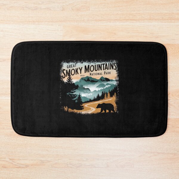 Artikelvorschau, T-Shirt mit Bärenmotiv aus dem Great Smoky Mountains Nationalpark für Damen und Herren entworfen und verkauft von TomAScott27.
