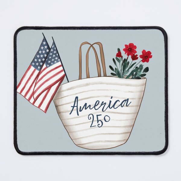 Artikelvorschau, American 250 Tote entworfen und verkauft von Road Home Quilting.