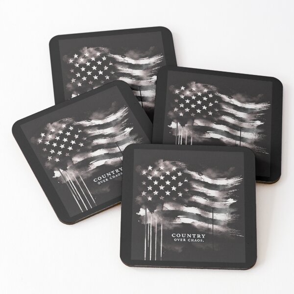 Artikelvorschau, Land über Chaos Amerikanische Flagge Expressionistische Kunst Patriotische Grafik Mutiges USA-Design entworfen und verkauft von TEEJAMBOREE.