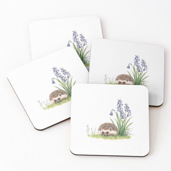 Artikelvorschau, Ein niedlicher Igel unter Glockenblumen entworfen und verkauft von Soulstar Designs.