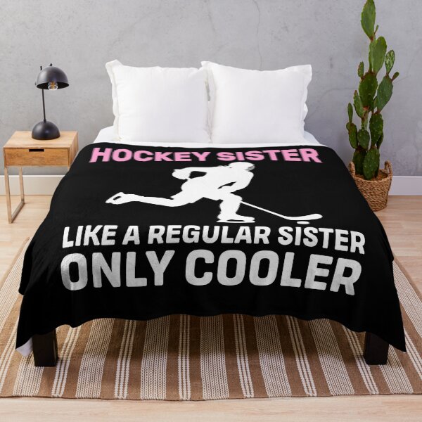 Artikelvorschau, Hockey-Schwester Wie eine normale Schwester, nur cooler entworfen und verkauft von KroghDs.