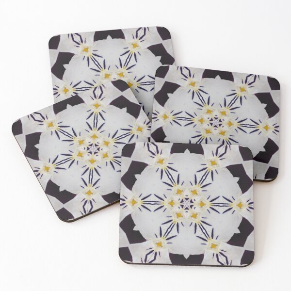 Aperçu de l'œuvre Hypnotic Floral Pattern - Delicate Geometric Flower créée et vendue par SilentBloomLab.