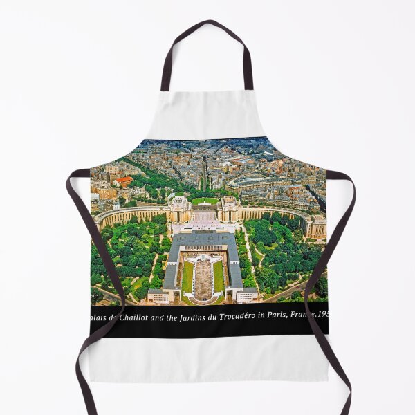 Item preview, Jardin du Trocadero, Wings of Palais de Chaillot, Paris France, 1959 designed and sold by AMacGPhilly.