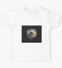 Classic white rose Kids Tee