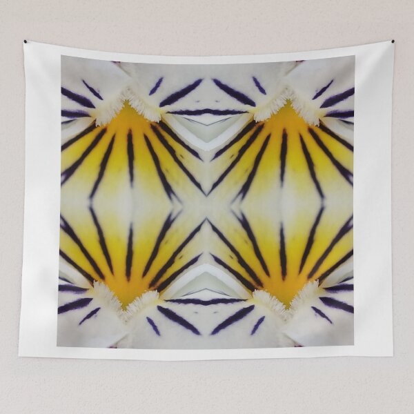 Aperçu de l'œuvre Abstract Floral Geometry – Yellow Petal Symmetry Pattern créée et vendue par SilentBloomLab.