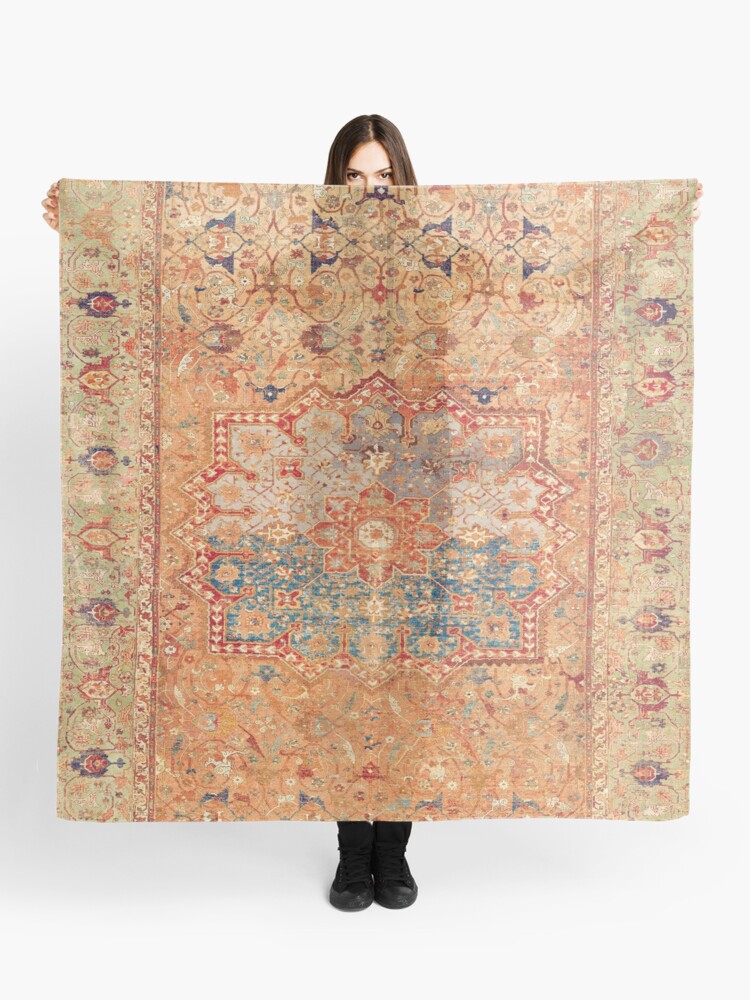 Aperçu 1 sur 3. Foulard avec l'œuvre Impression de tapis persan du XVIe siècle créée et vendue par bragova.
