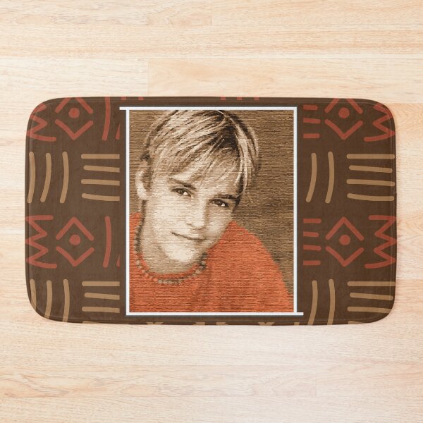 Item preview, Aaron Carter - Bogolan style designed and sold by Wolagno.