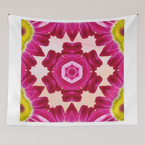 Aperçu de l'œuvre Soft Pink Floral Pattern – Warm Neutral Botanical Design créée et vendue par SilentBloomLab.