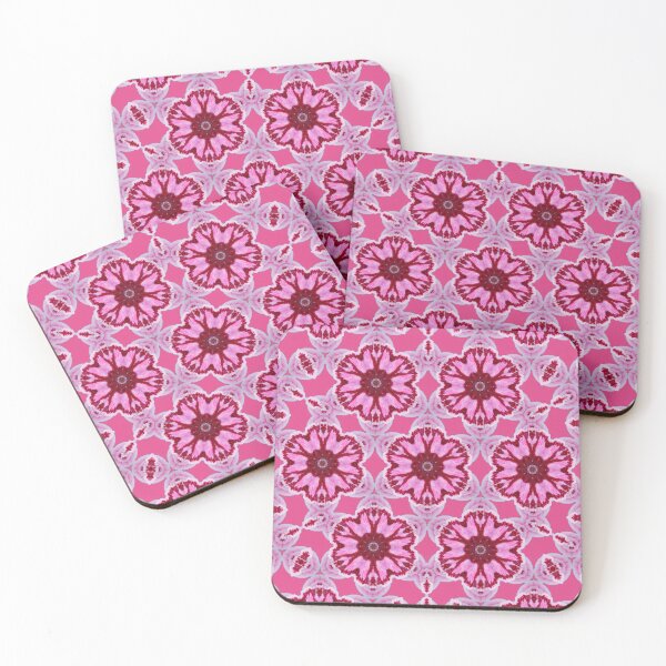 Aperçu de l'œuvre Pink Floral Pattern - Minimal Botanical Background créée et vendue par SilentBloomLab.