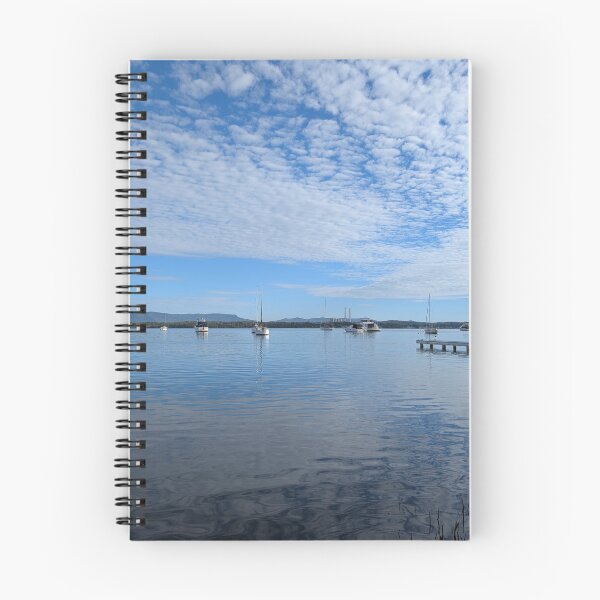 Artikelvorschau, Segelboote auf dem Lake Macquarie, NSW entworfen und verkauft von EmmaGraphy.