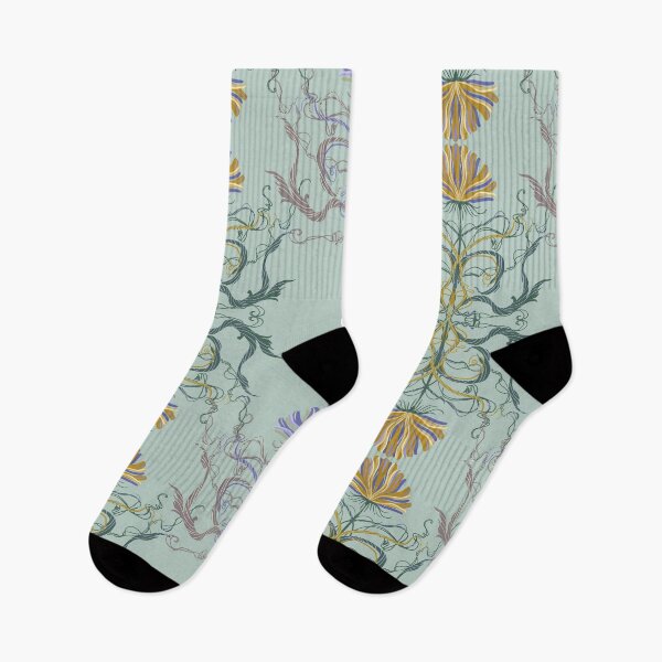 Artikelvorschau, Verziertes Kissen mit botanischem Symmetriemuster im Jugendstil in Salbeigrün entworfen und verkauft von FestivityFinds.