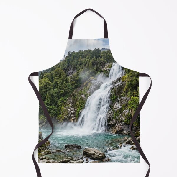 Aperçu de l'œuvre Cascade en pleine nature créée et vendue par Malisa345.