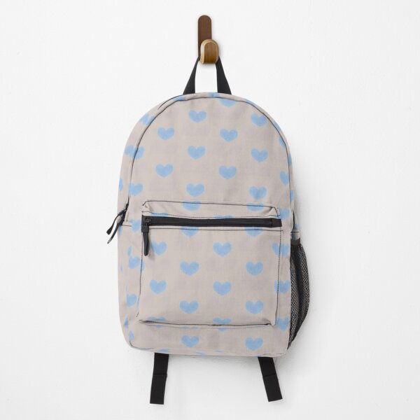 Aperçu de l'œuvre Soft Sky Blue Aura Hearts – Minimalist Cloud Aesthetic créée et vendue par CaramelCo.