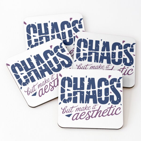 Aperçu de l'œuvre Chaos esthétique – T-shirt tendance à citation sur l'énergie chaotique créée et vendue par MerchWSzpilkach.
