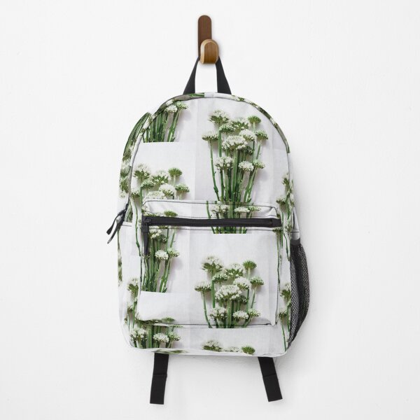Aperçu de l'œuvre fleurs blanches4 créée et vendue par RAY0T.