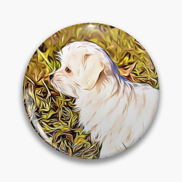 Aperçu de l'œuvre Un chien maltais blanc se tenant dans un champ d'herbe dorée. créée et vendue par ZoroDesign.