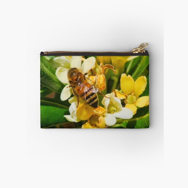 Aperçu de l'œuvre Abeille créée et vendue par Courtney Croxall.