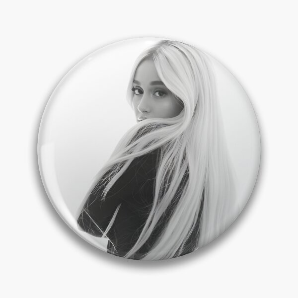 Artikelvorschau, Ariana Grande entworfen und verkauft von HoneymoonStudio.