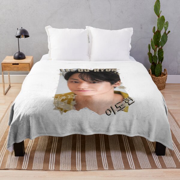Item preview, Lee Do-hyun (이도현) Korean Drama Actor Kdrama Korea Historical Drama Portrait Art Fan art Chinese actor illustration designed and sold by HELL0WBELLO.