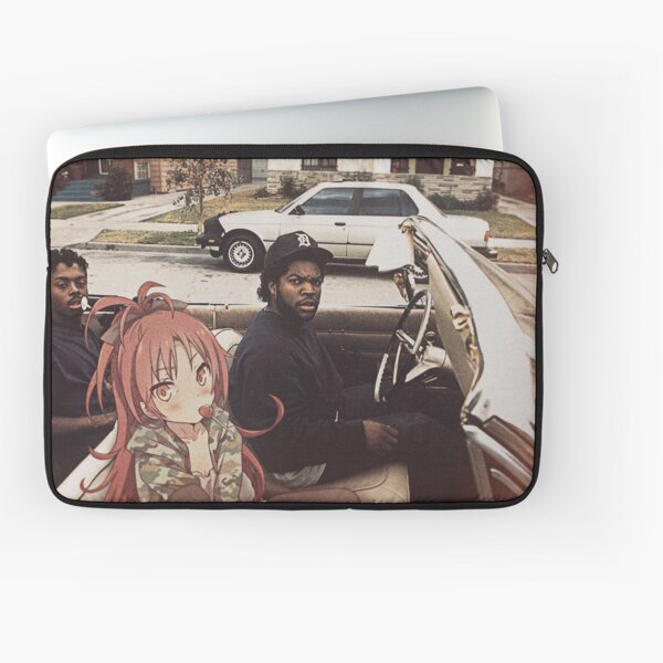 Vista previa del artículo con la obra «Waifuz n the Hood con Kyoko Sakura», diseñado y vendido por Gangstas with Waifus.