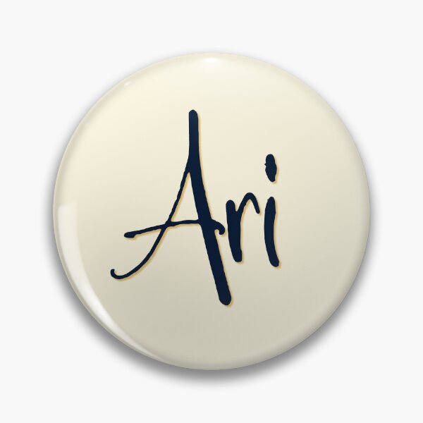 Artikelvorschau, ARI personalisiertes Schriftdesign entworfen und verkauft von CharlottePlaceArt.