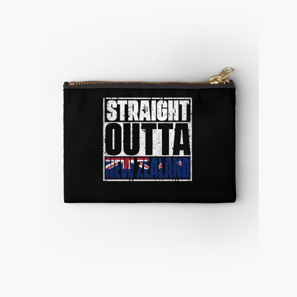 Artikelvorschau, „Straight Outta New Zealand“-Flagge entworfen und verkauft von CosmoKitsch.