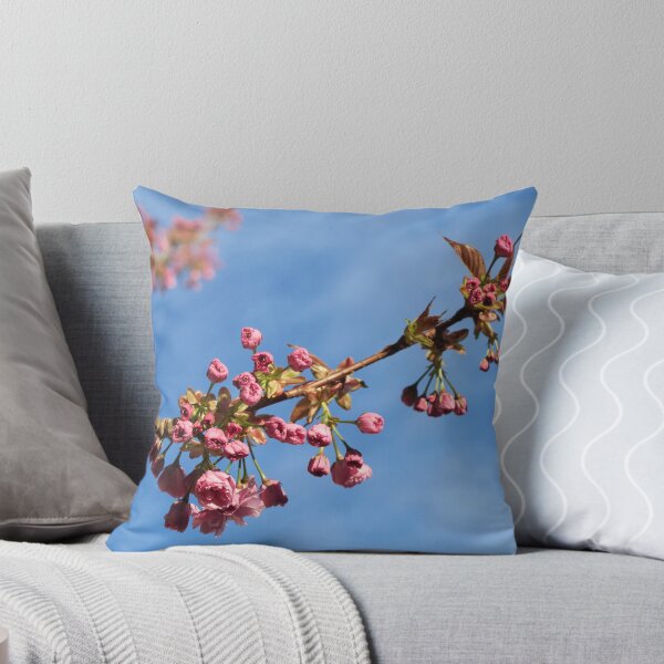 Artikelvorschau, Blütenzweig vor blauem Himmel entworfen und verkauft von xx RIVER FLORA xx.