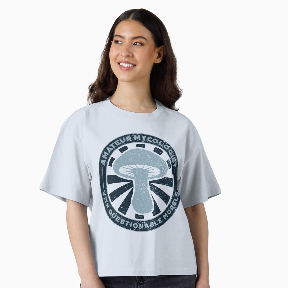 Artikel-Vorschau von Boxy T-Shirt, designt und verkauft von yeoys.
