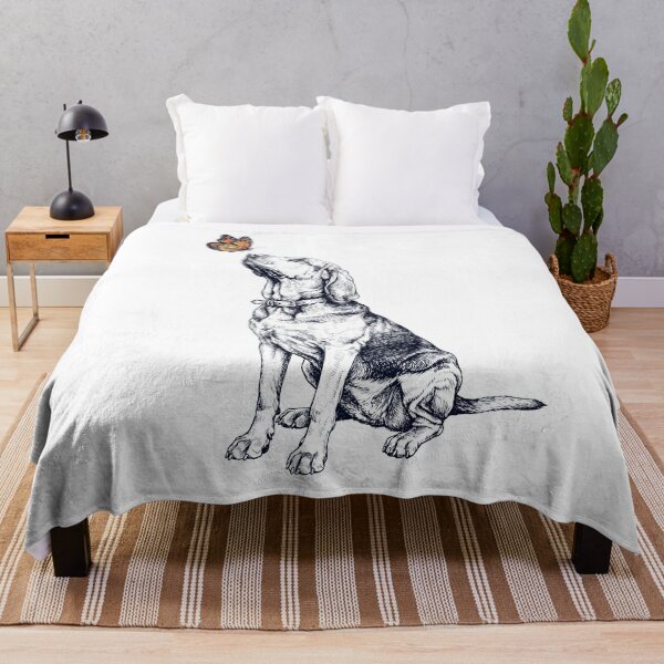 Artikelvorschau, Vintage Bloodhound mit Schmetterling für Hundeliebhaber entworfen und verkauft von DoodleTortle.