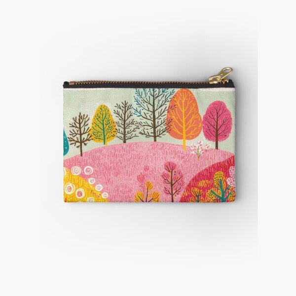 Artikelvorschau, Lebendige, fantasievolle Landschaft mit Blumen und farbenfrohen Hügeln. entworfen und verkauft von FortuneAndFrame.