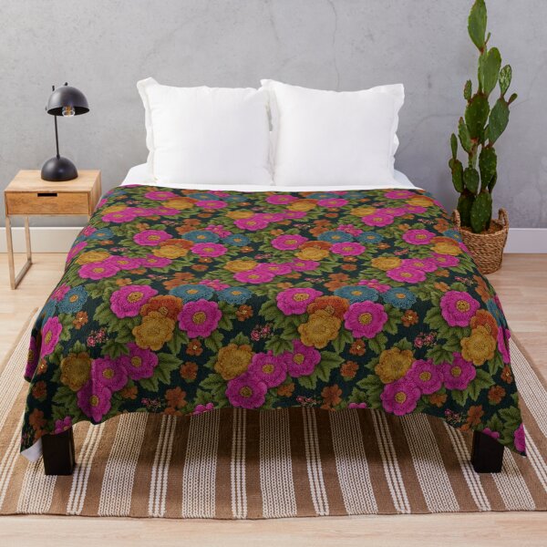 Aperçu de l'œuvre Motif floral complexe et vibrant, design botanique créée et vendue par NicolasGlowArt.