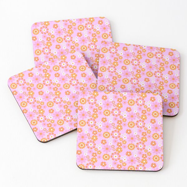 Artikelvorschau, Flower Power Retro-Blumenmuster – 60er-Jahre-Pink entworfen und verkauft von Colorblizz.
