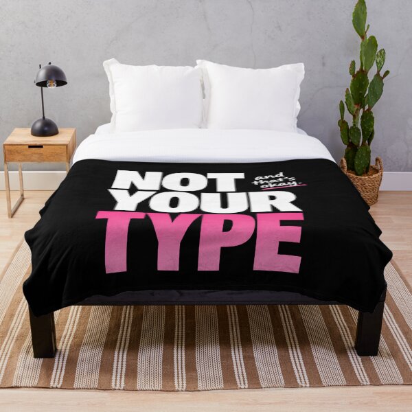 Artikelvorschau, „Not Your Type“ – Lustiges T-Shirt mit relatablem Spruch entworfen und verkauft von StoryInCode.