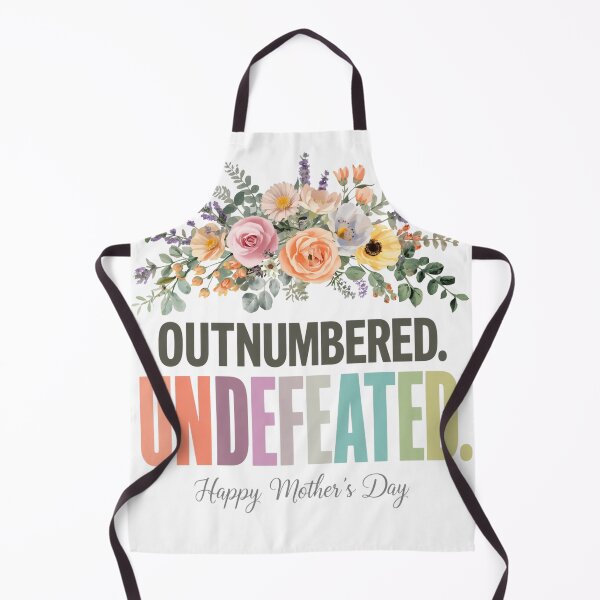 Artikelvorschau, Lustiges Blumen-T-Shirt für Mütter zum Muttertag – „Unterzahl, unbesiegt“ entworfen und verkauft von BornFabulous.