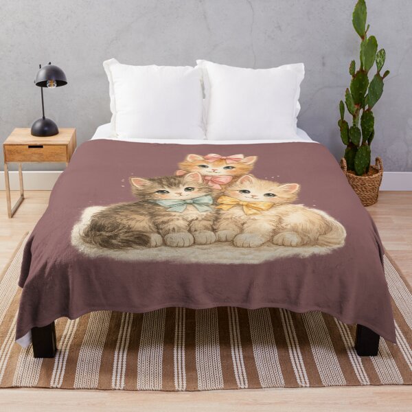 Aperçu de l'œuvre Adorables chatons rétro portant des nœuds - Idée cadeau de Noël amusante et mignonne pour les amoureux des chats créée et vendue par Im-Ara.