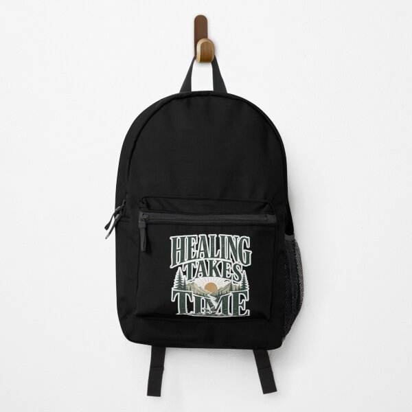 Artikelvorschau, T-Shirt „Heilung braucht Zeit“ – Christliches Glaubensmotiv, inspirierendes Natur- und Bergmotiv entworfen und verkauft von ArtsBorn2Create.
