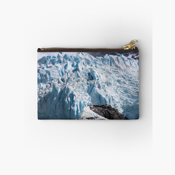 Artikelvorschau, Argentinien. Nationalpark Los Glaciares. Der Spegazzini-Gletscher. Eismassen. entworfen und verkauft von vadim19.