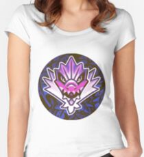 CLEVER Women's Fitted Scoop T-Shirt